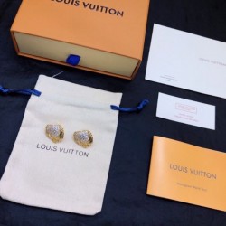 流行アイテム 2024SS イヤリング LOUIS VUITTON ルイヴィトン