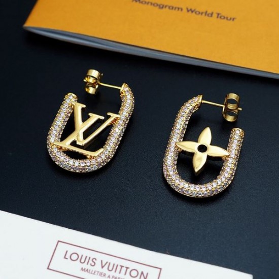 抜け感のある 2024SS イヤリング LOUIS VUITTON ルイヴィトン 抜け感のある 2024SS イヤリング LOUIS VUITTON ルイヴィトン
