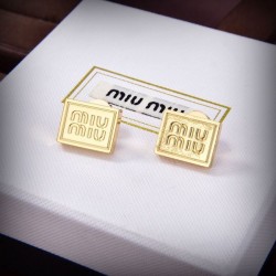 今春大本命 2024SS イヤリング MIU MIU ミュウミュウ