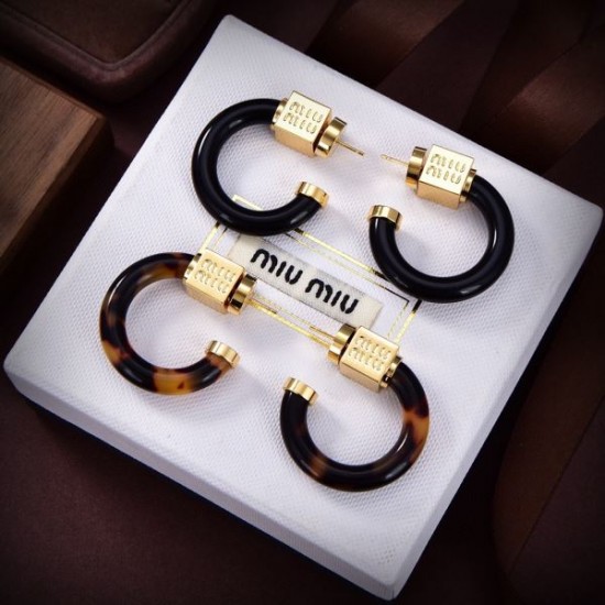 最新作入荷 2024SS イヤリング MIU MIU ミュウミュウ