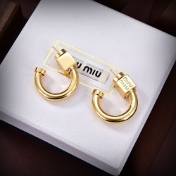超おすすめ 2024SS イヤリング MIU MIU ミュウミュウ