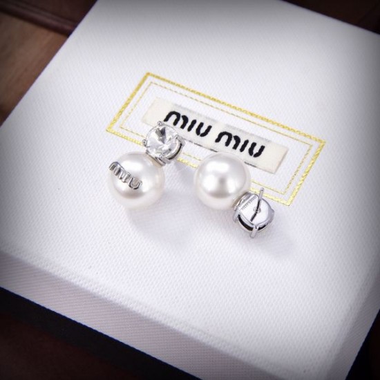 カラー豊富 2024SS イヤリング MIU MIU ミュウミュウ カラー豊富 2024SS イヤリング MIU MIU ミュウミュウ