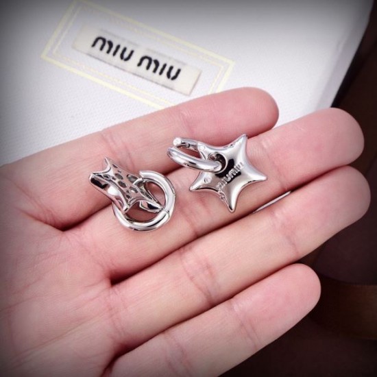 限定数限り 2024SS イヤリング MIU MIU ミュウミュウ 限定数限り 2024SS イヤリング MIU MIU ミュウミュウ