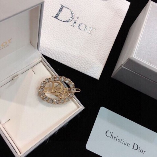 主役になる個性的なアイテム 2024SS 髪飾り DIOR ディオール