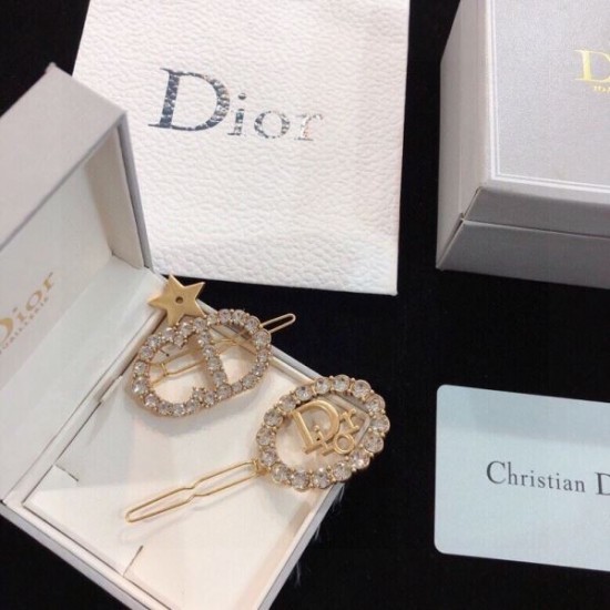 主役になる個性的なアイテム 2024SS 髪飾り DIOR ディオール
