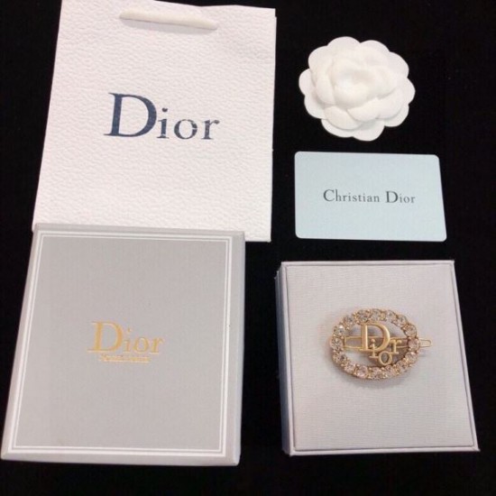 主役になる個性的なアイテム 2024SS 髪飾り DIOR ディオール