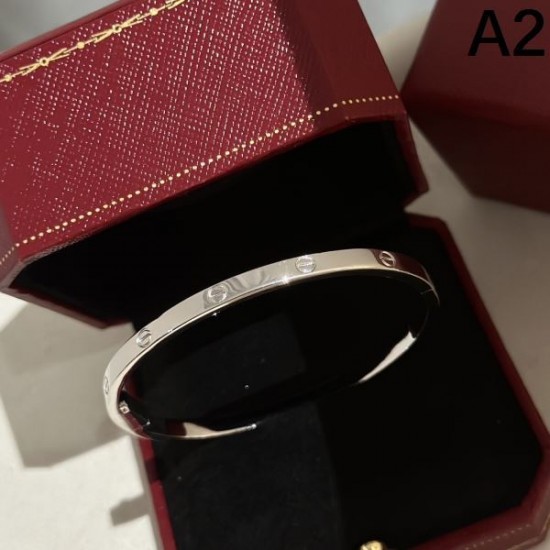 ファッション感満々 2024SS ブレスレット CARTIER カルティエ 