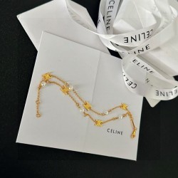 大人っぽく見せてくれ 2024SS ブレスレット CELINE セリーヌ