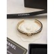 雑誌も街も人気アイテム 2024SS ブレスレット CHANEL シャネル 雑誌も街も人気アイテム 2024SS ブレスレット CHANEL シャネル