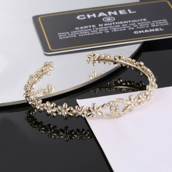 海外のファッション新品 2024SS ブレスレット CHANEL シャネル 海外のファッション新品 2024SS ブレスレット CHANEL シャネル