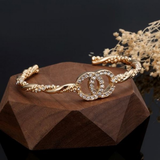 断然オススメな人気新作 2024SS ブレスレット CHANEL シャネル 断然オススメな人気新作 2024SS ブレスレット CHANEL シャネル