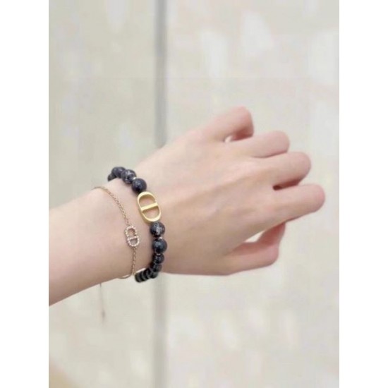 ゆったり感のあるアイテム 2024SS ブレスレット DIOR ディオール ゆったり感のあるアイテム 2024SS ブレスレット DIOR ディオール