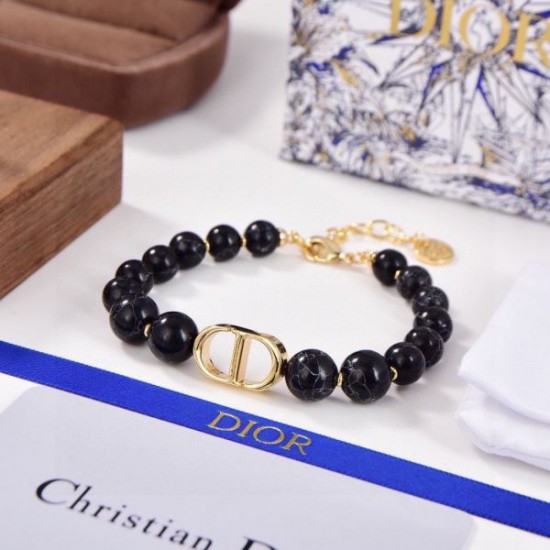 ゆったり感のあるアイテム 2024SS ブレスレット DIOR ディオール ゆったり感のあるアイテム 2024SS ブレスレット DIOR ディオール