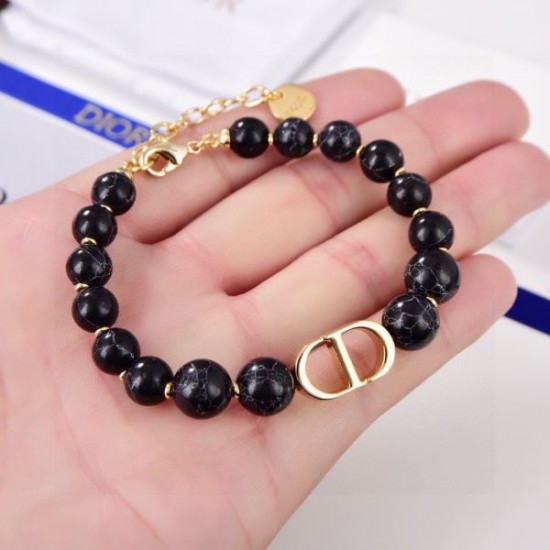 ゆったり感のあるアイテム 2024SS ブレスレット DIOR ディオール ゆったり感のあるアイテム 2024SS ブレスレット DIOR ディオール
