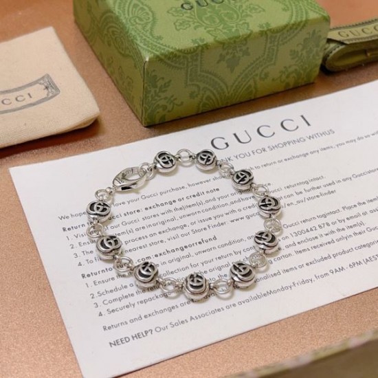 クールな印象に見せる 2024SS ブレスレット GUCCI グッチ クールな印象に見せる 2024SS ブレスレット GUCCI グッチ