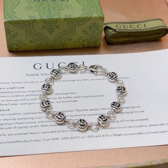 クールな印象に見せる 2024SS ブレスレット GUCCI グッチ クールな印象に見せる 2024SS ブレスレット GUCCI グッチ