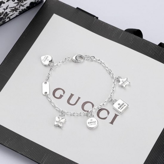 お色味たくさん大人気 2024SS ブレスレット GUCCI グッチ お色味たくさん大人気 2024SS ブレスレット GUCCI グッチ