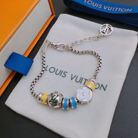 絶対購入したい 2024SS ブレスレット LOUIS VUITTON ルイヴィトン 絶対購入したい 2024SS ブレスレット LOUIS VUITTON ルイヴィトン