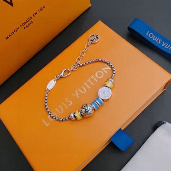 絶対購入したい 2024SS ブレスレット LOUIS VUITTON ルイヴィトン 絶対購入したい 2024SS ブレスレット LOUIS VUITTON ルイヴィトン