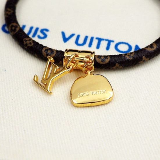 セールお早めに 2024SS ブレスレット LOUIS VUITTON ルイヴィトン セールお早めに 2024SS ブレスレット LOUIS VUITTON ルイヴィトン