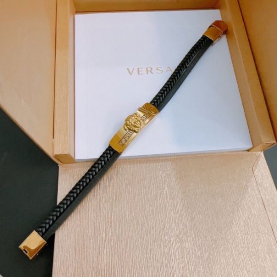 圧倒的な支持率 2024SS ブレスレット VERSACE ヴェルサーチェ 圧倒的な支持率 2024SS ブレスレット VERSACE ヴェルサーチェ