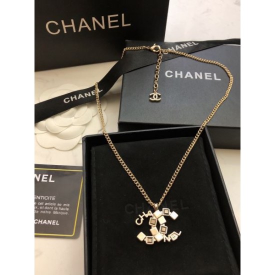 今年売れた人気のスタイル 2024SS ネックレス CHANEL シャネル 今年売れた人気のスタイル 2024SS ネックレス CHANEL シャネル