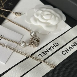 今っぽいスタイルに決まる 2024SS ネックレス CHANEL シャネル 