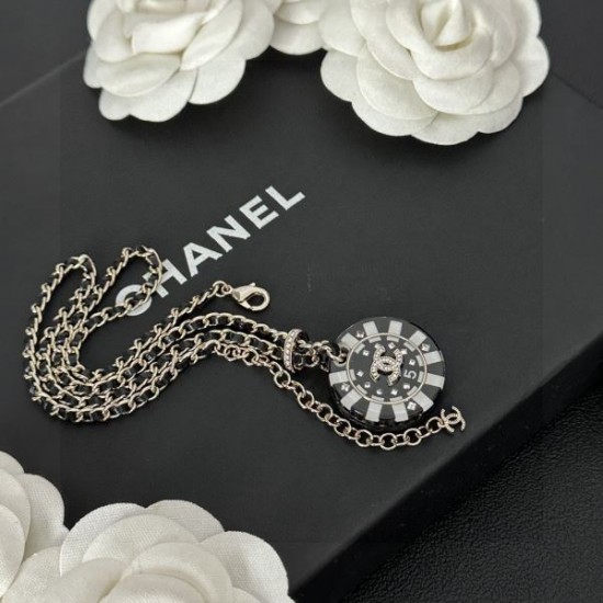 定番のストリートスタイル 2024SS ネックレス CHANEL シャネル 定番のストリートスタイル 2024SS ネックレス CHANEL シャネル