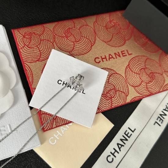 夢中になる春季新作が続出 2024SS ネックレス CHANEL シャネル 夢中になる春季新作が続出 2024SS ネックレス CHANEL シャネル