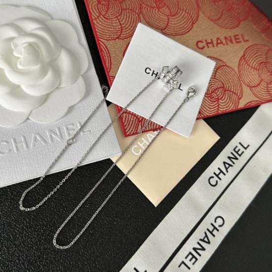 夢中になる春季新作が続出 2024SS ネックレス CHANEL シャネル 夢中になる春季新作が続出 2024SS ネックレス CHANEL シャネル