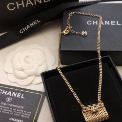 季節の変わり目に活躍する 2024SS ネックレス CHANEL シャネル 