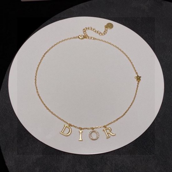 緊急セールで驚き価格 2024SS ネックレス DIOR ディオール 緊急セールで驚き価格 2024SS ネックレス DIOR ディオール