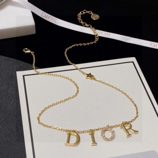 緊急セールで驚き価格 2024SS ネックレス DIOR ディオール 緊急セールで驚き価格 2024SS ネックレス DIOR ディオール
