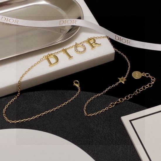 緊急セールで驚き価格 2024SS ネックレス DIOR ディオール 緊急セールで驚き価格 2024SS ネックレス DIOR ディオール