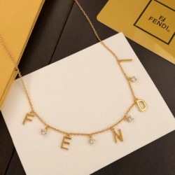オシャレだけど疲れない 2024SS ネックレス FENDI フェンデイ