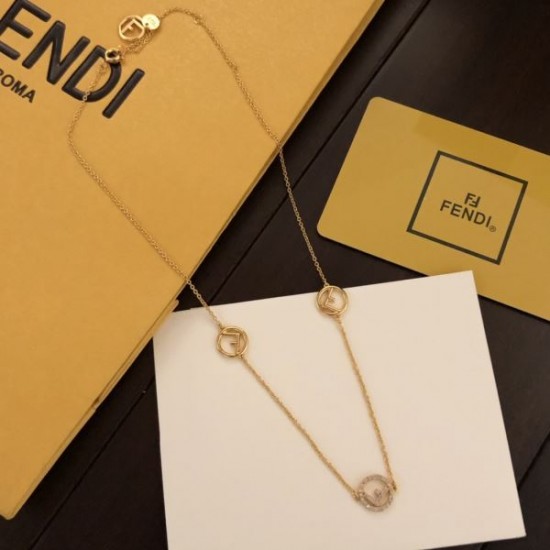 人気のオシャレものから 2024SS ネックレス FENDI フェンデイ 人気のオシャレものから 2024SS ネックレス FENDI フェンデイ