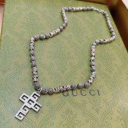 この春夏注目のトップス 2024SS ネックレス GUCCI グッチ