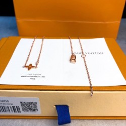 ロゴが素敵 2024SS ネックレス LOUIS VUITTON ルイヴィトン 