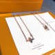 ロゴが素敵 2024SS ネックレス LOUIS VUITTON ルイヴィトン ロゴが素敵 2024SS ネックレス LOUIS VUITTON ルイヴィトン