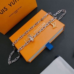 日本未入荷 2024SS ネックレス LOUIS VUITTON ルイヴィトン 