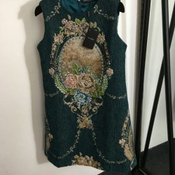 2024SS ワンピース DOLCE＆GABBANA ドルチェ＆ガッバーナ ロゴが素敵