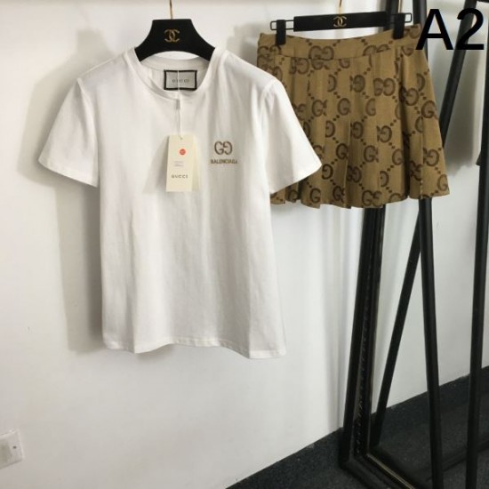 2024SS 上下セット GUCCI グッチ 目を引くーデザインが特徴的 2024SS 上下セット GUCCI グッチ 目を引くーデザインが特徴的