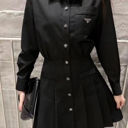 2024SS ワンピース PRADA プラダ 主役になる個性的なアイテム