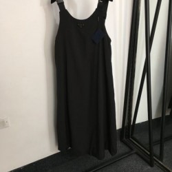 2024SS ワンピース PRADA プラダ 最新のトレンドを感じされる