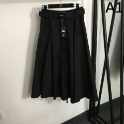 2024SS ロングスカート PRADA プラダ 今年の春夏コーデに活躍する