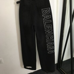 2024SS ストレートジーンズ BALENCIAGA バレンシアガ セールで嬉しい入荷