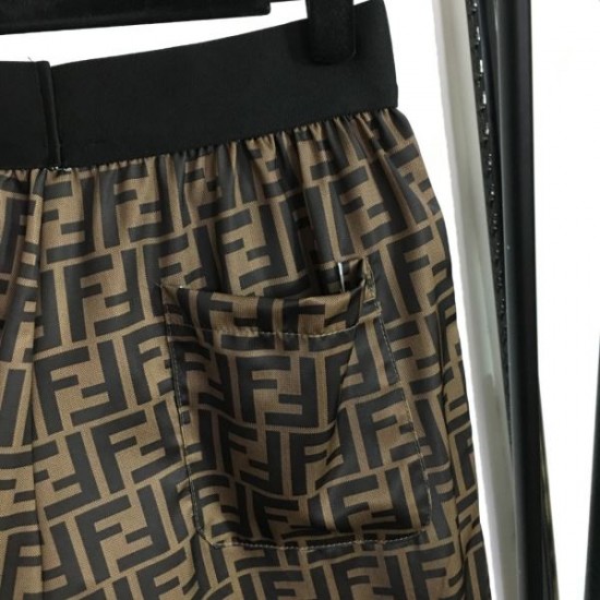 2024SS ワイドパンツ FENDI フェンデイ 今季も引き続きブランド
