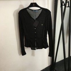 2024SS プルオーバーニット PRADA プラダ インパクト抜群のデザイン