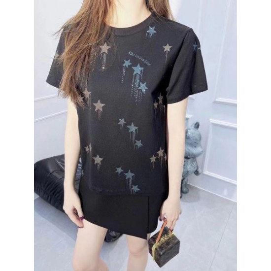2024SS 半袖Tシャツ DIOR ディオール 夢中になる夏季新作が続出 2024SS 半袖Tシャツ DIOR ディオール 夢中になる夏季新作が続出