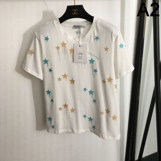 2024SS 半袖Tシャツ DIOR ディオール 夢中になる夏季新作が続出 2024SS 半袖Tシャツ DIOR ディオール 夢中になる夏季新作が続出